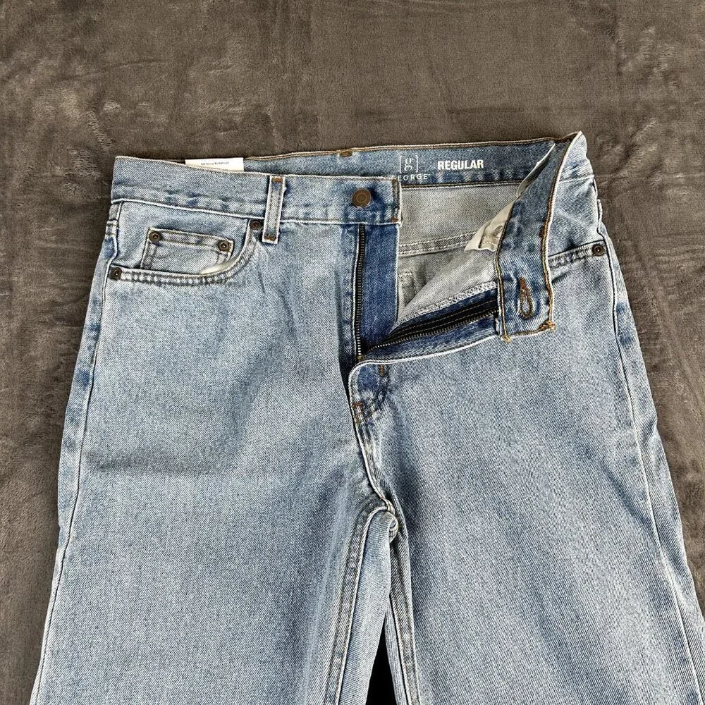 NWT George Men’s Regular Fit Straight Jeans Light Wash Size 31x30
